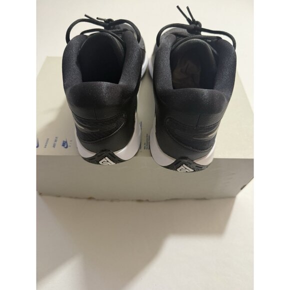 New Men’s Size 11 - Nike Giannis Freak 6 Black White FJ7792 002 main image 7